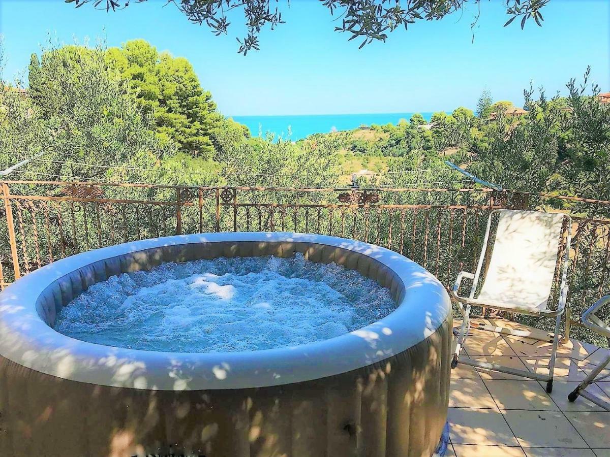 カステッランマーレ・デル・ゴルフォGuidaloca Bay House Con Mini-Piscina Scopelloアパートメント エクステリア 写真